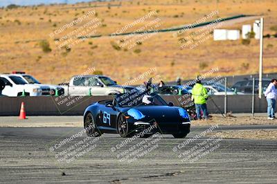 media/Dec-15-2024-Speed Ventures (Sun) [[2df3dd6aa8]]/Black/Session 1 (Skid Pad)/